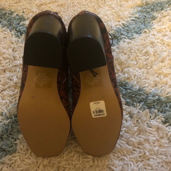 Express Booties - Picture 6 of 6